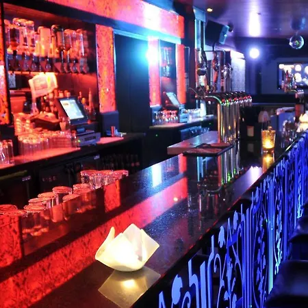 The Shirley Arms Отель 4*