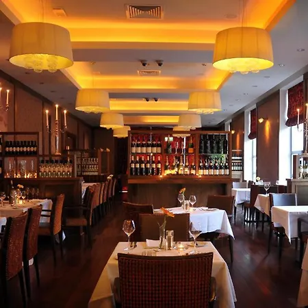 The Shirley Arms 4* Carrickmacross
